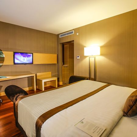 Dedeman Bostanci Istanbul Hotel & Convention Center Экстерьер фото Deluxe Room