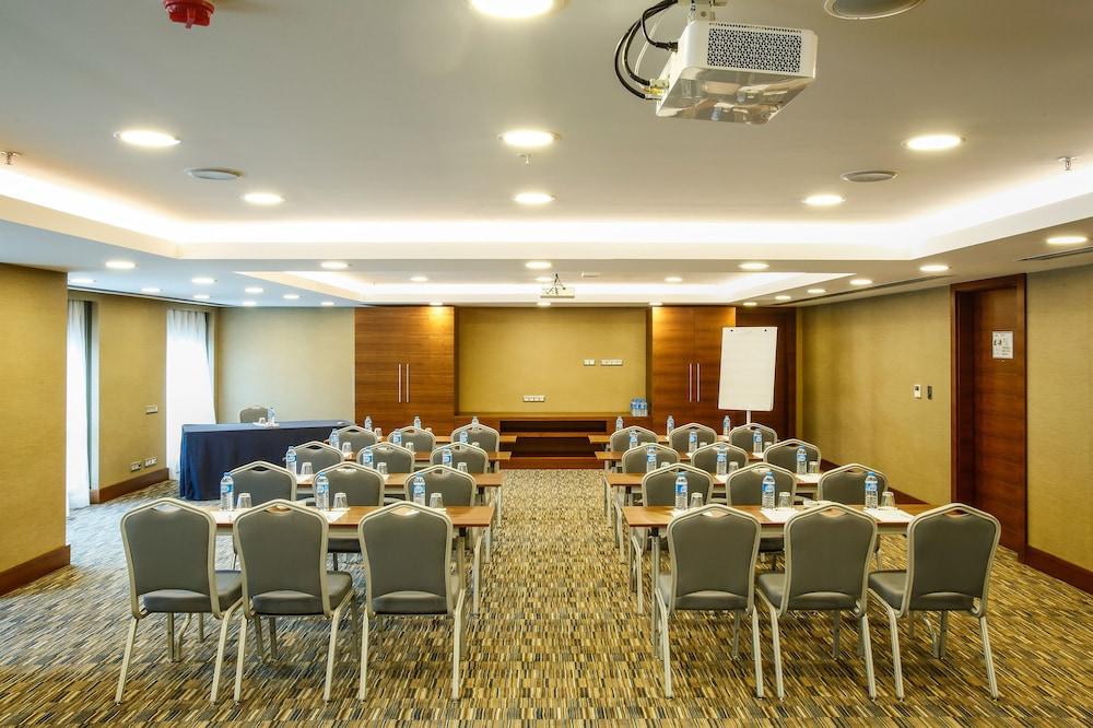 Dedeman Bostanci Istanbul Hotel & Convention Center Экстерьер фото Meeting room