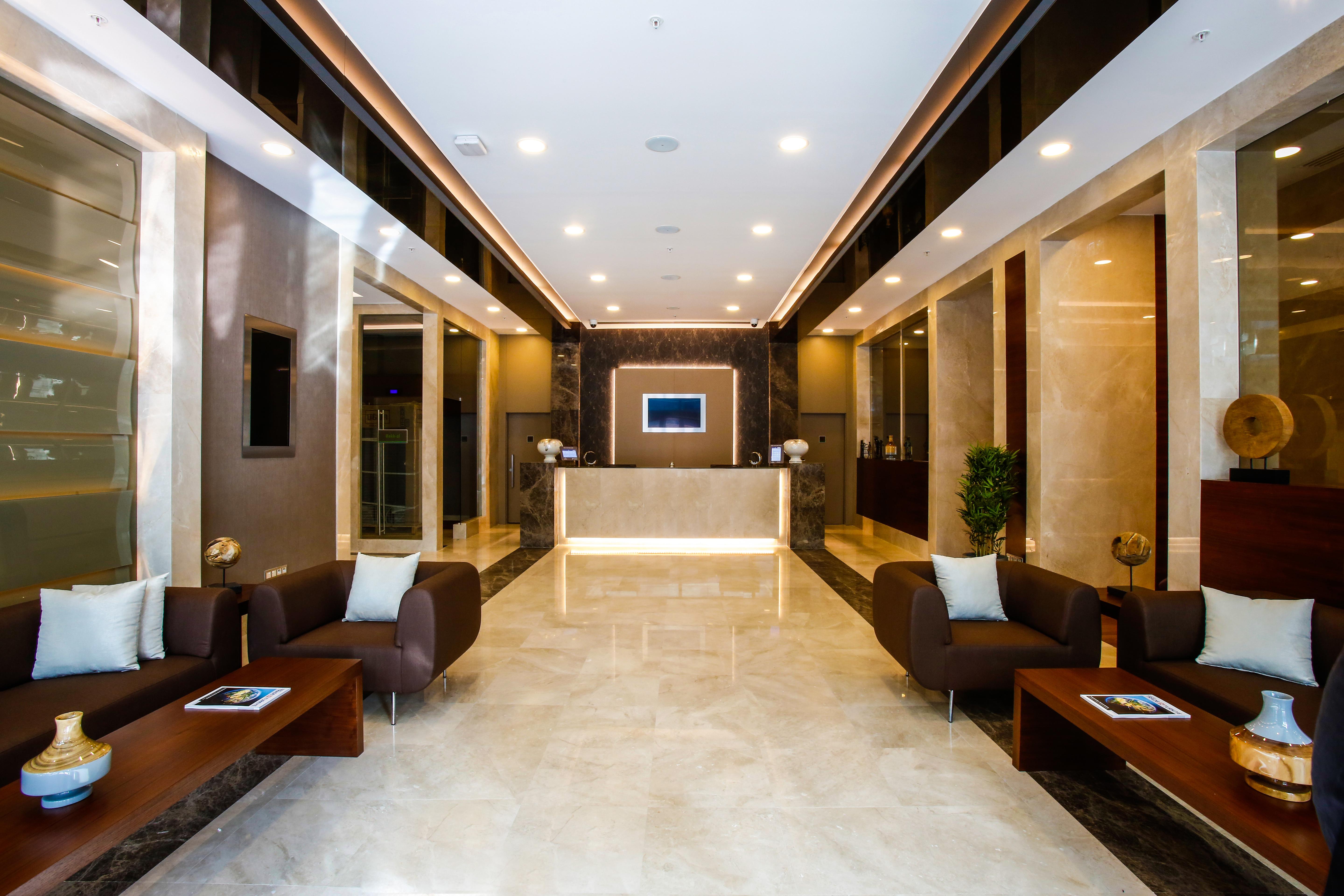 Dedeman Bostanci Istanbul Hotel & Convention Center Экстерьер фото The lobby of the hospital