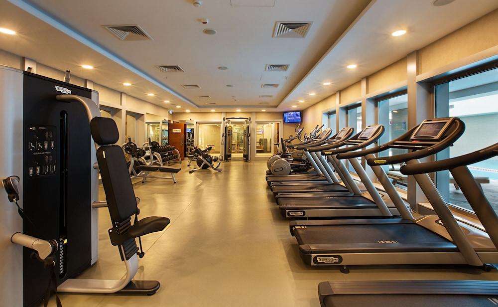 Dedeman Bostanci Istanbul Hotel & Convention Center Экстерьер фото The gym at the hotel